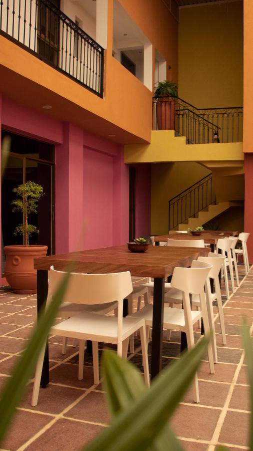 Viamonte House Boutique Hotel Леон Екстериор снимка